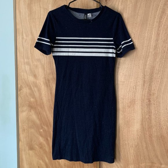 Navy Blue Bodycon Dress - Picture 1 of 3